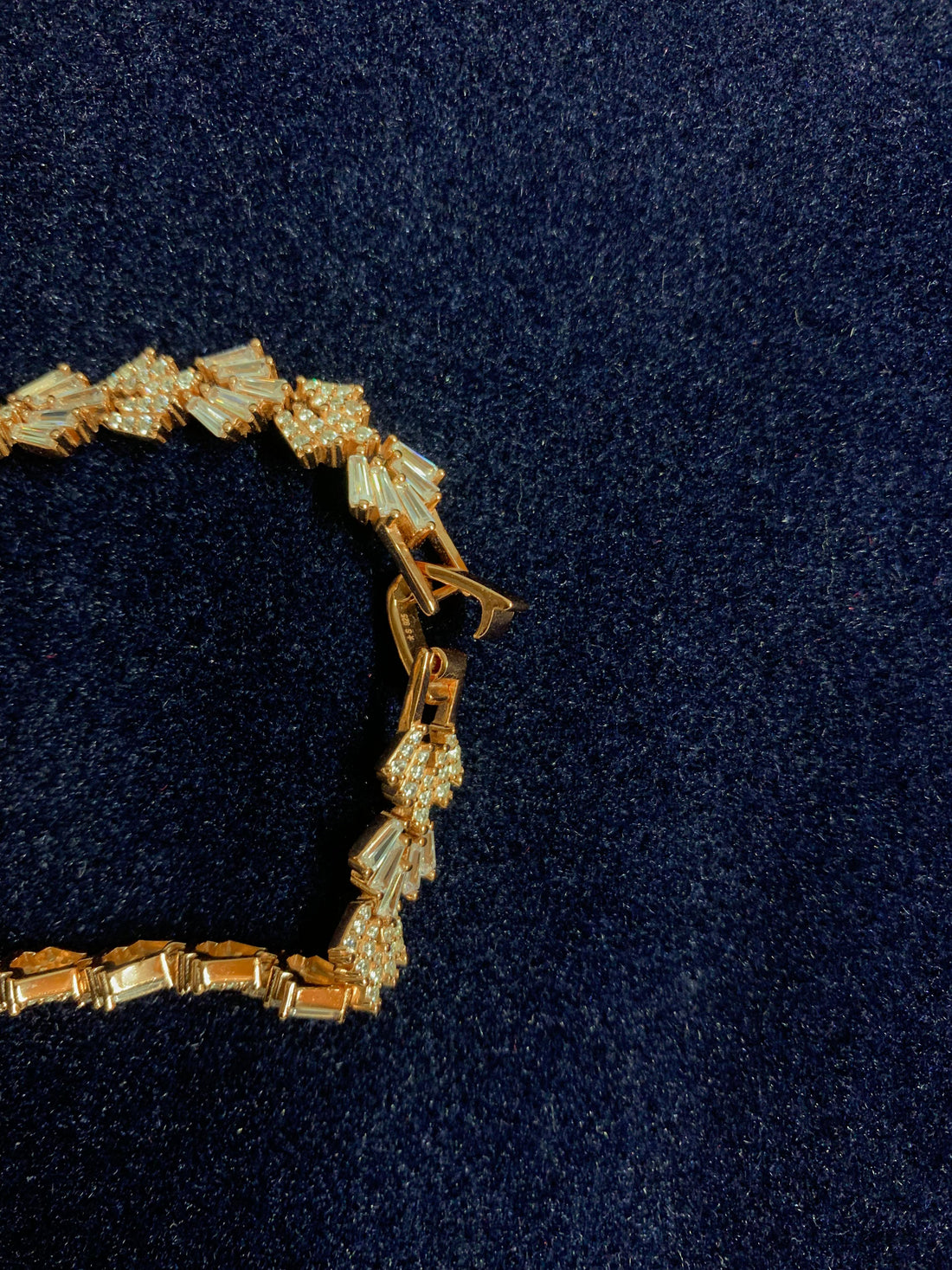 OPULEAF DIAMOND BRACELET
