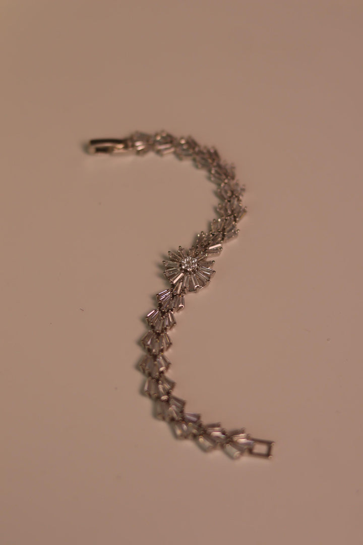 LUMIRA LINK DIAMOND BRACELET
